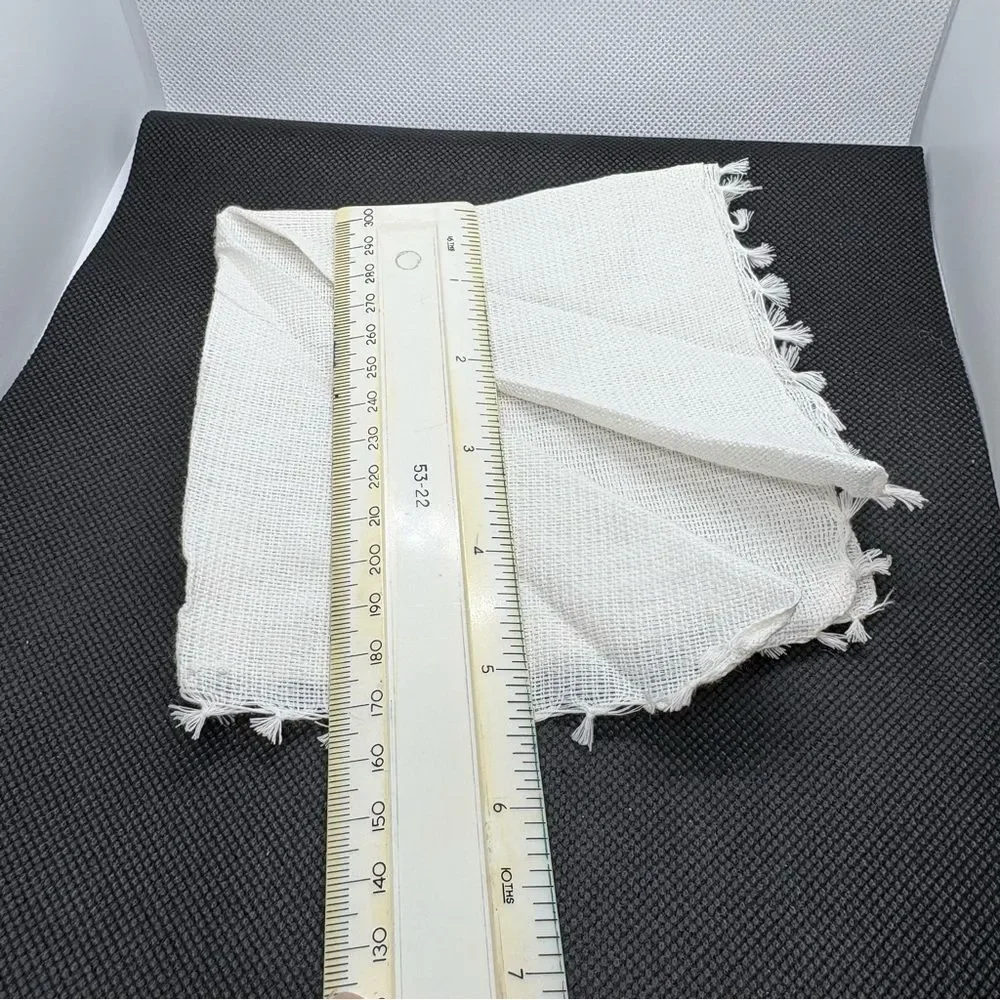 Set of 6 Cocktail Napkins with Removable Floral Napkin Rings + 1 Spare. Unused